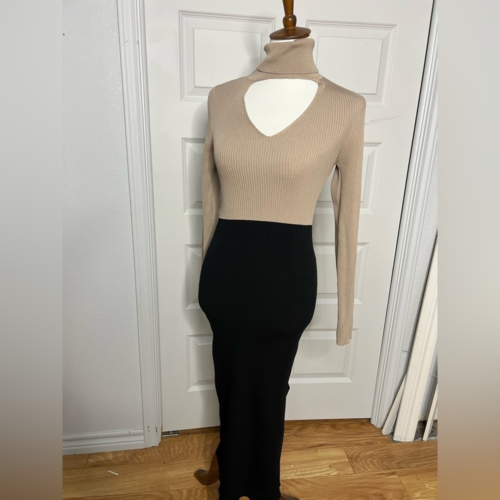 BCBG Bodycon Sweater Dress Women’s Medium - Picture 3 of 5